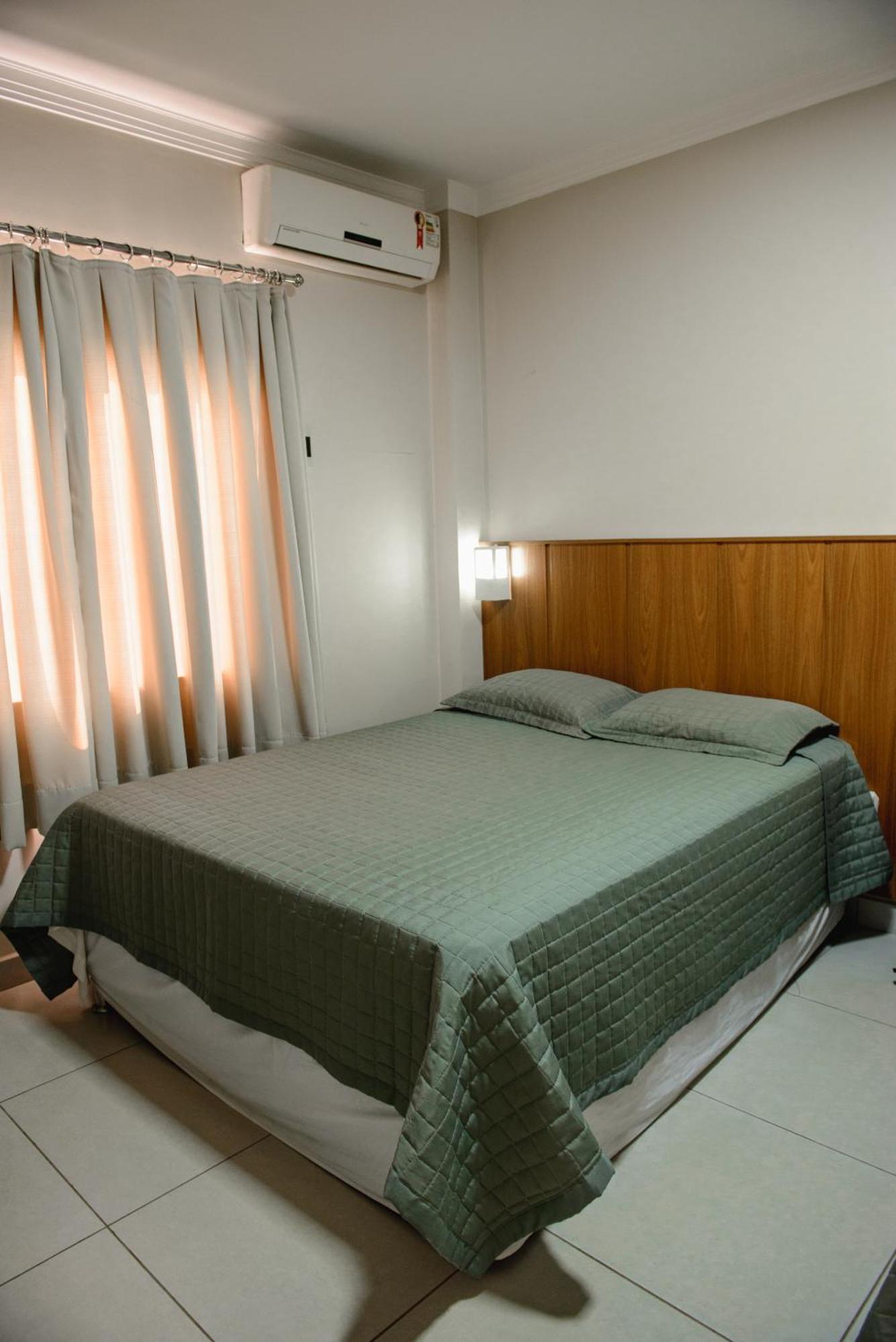 Hotel Trevo Cascavel Bagian luar foto